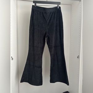 Aerie Rib Velour Flare Pant L short BNWT